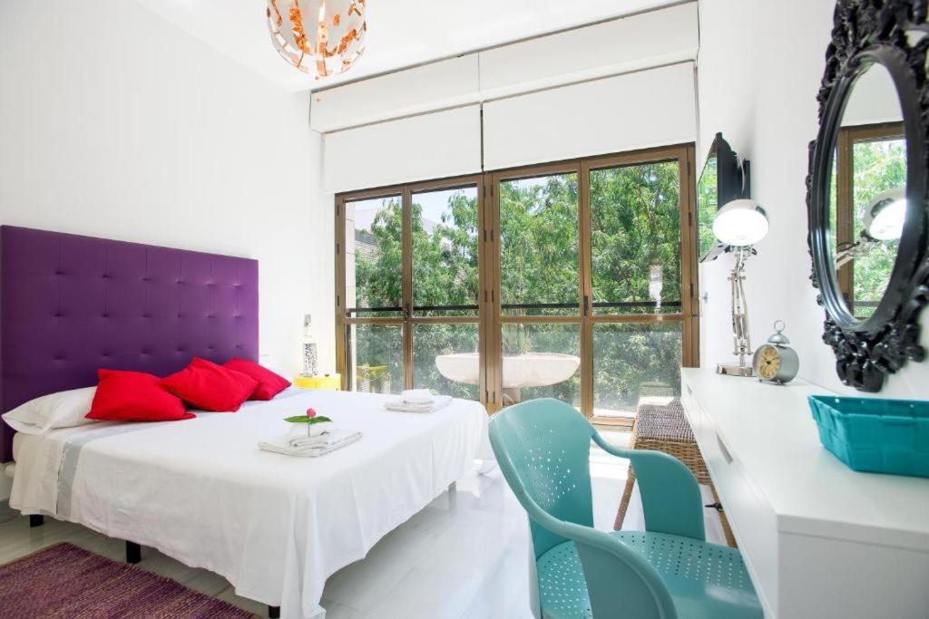 Aticos Magdalena Apartment Seville Exterior photo
